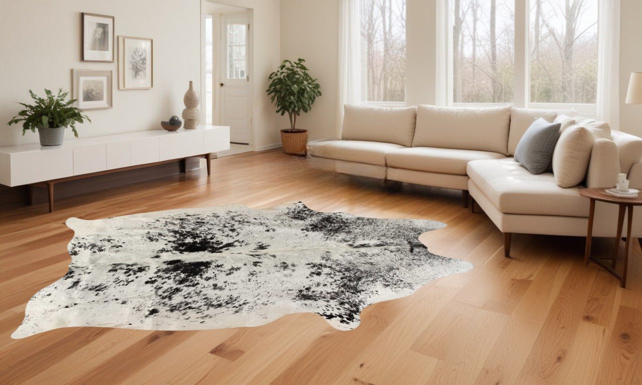 Cowhide Rug 72" X 84" White And Black - Montana Home & Kitchen Co.