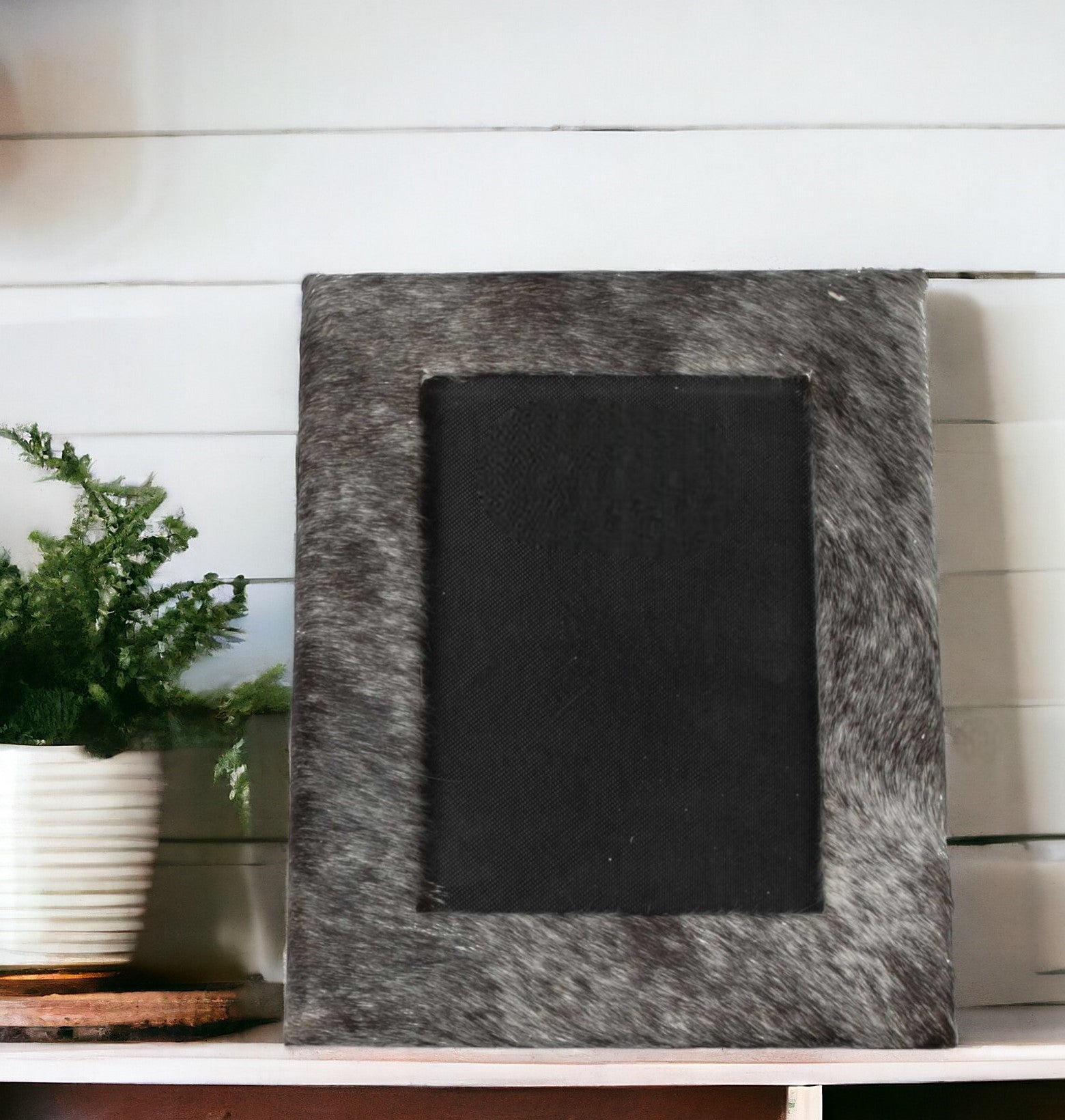 Gray Cowhide Tabletop Picture Frame 4" x 6" - Montana Home & Kitchen Co.